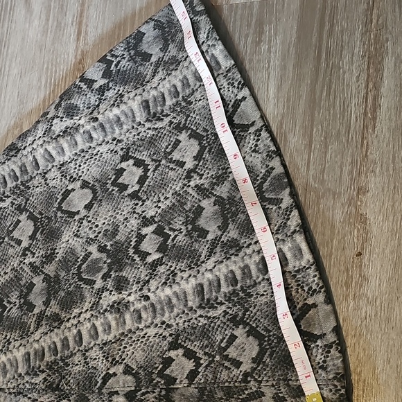 Free People | Just Float On Flare Jeans Snake Print High Waisted Size 25 - Picture 4 of 5